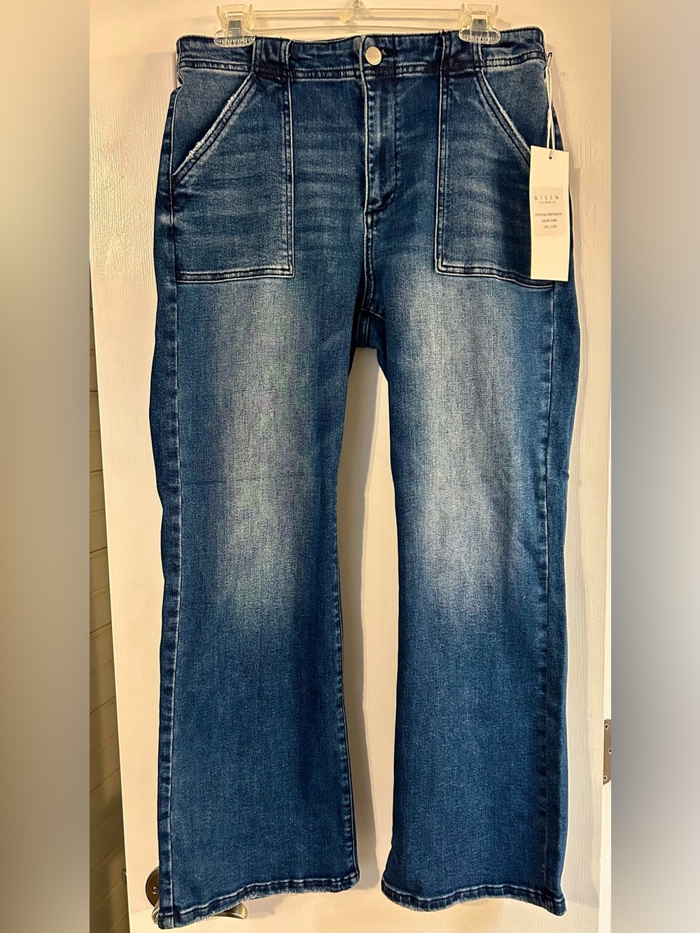 Risen Women’s Dark Blue Straight-Leg Jeans